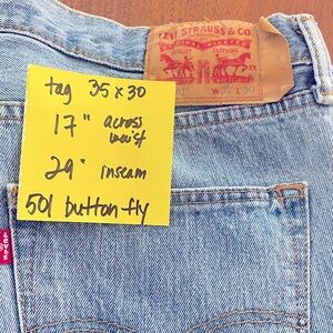 Vintage 501 Levi’s  Worn in with perfection✌🏼 ✌🏼 ✌🏼 ✌🏼